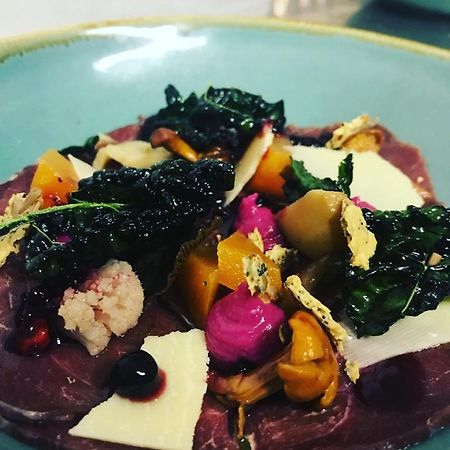 Vita Stenen Rum Och Restaurang Sankt Olof 外观 照片